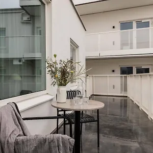 4* شقة فندقية The Vaestra Hamnen